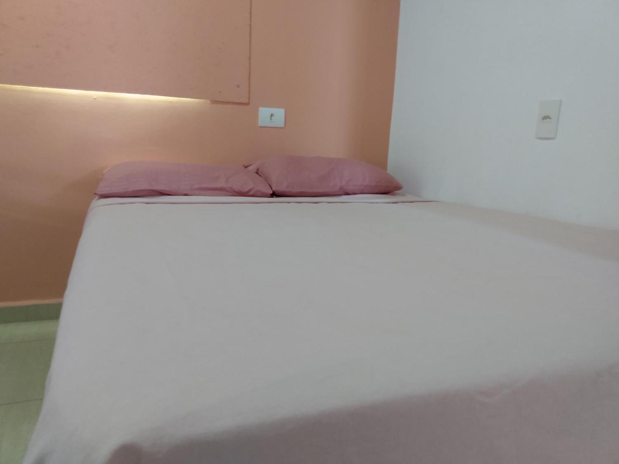 Chale No Condominio Verde Mar Na Praia Da Cocanha Caraguatatuba Bagian luar foto